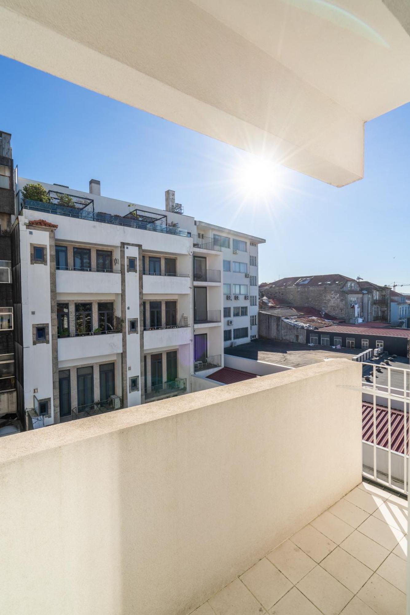 Apartmán Host Wise - Restful Minimalist Flat - Balcony Porto Exteriér fotografie
